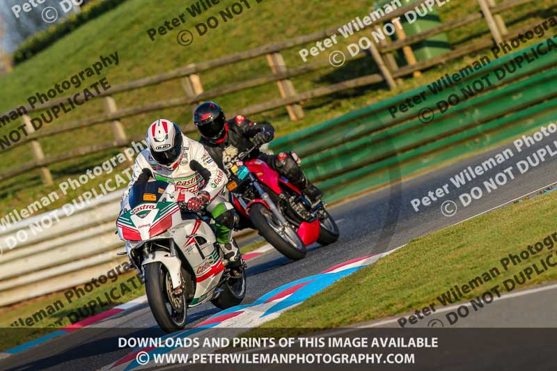 PJ Motorsport Photography 2018;enduro digital images;event digital images;eventdigitalimages;mallory park;mallory park photographs;mallory park trackday;mallory park trackday photographs;no limits trackdays;peter wileman photography;racing digital images;trackday digital images;trackday photos